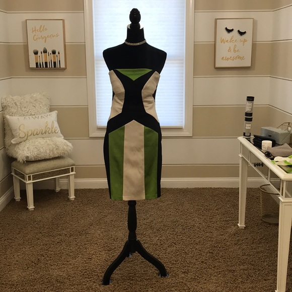 JAX stunning dress👗. 🔥HOT DEAL🔥 - Picture 3 of 3